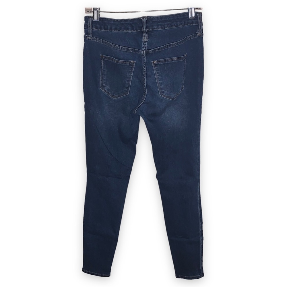 EUC Universal Thread Jeans - Picture 2 of 4